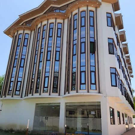 Hotel Zoon Dabb Srinagar Airport Kashmir Экстерьер фото
