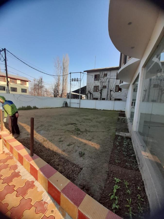 Hotel Zoon Dabb Srinagar Airport Kashmir Экстерьер фото