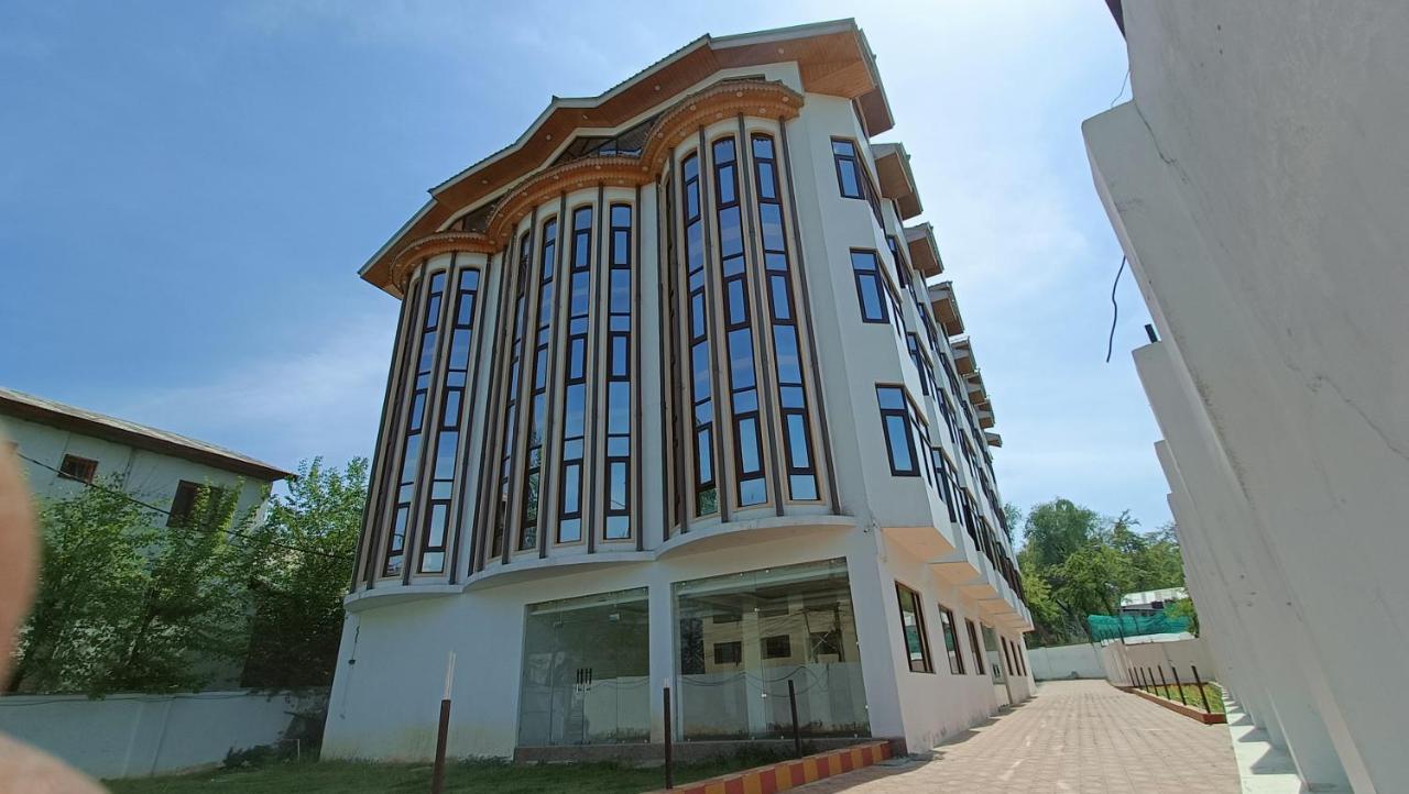 Hotel Zoon Dabb Srinagar Airport Kashmir Экстерьер фото