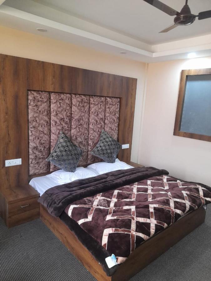 Hotel Zoon Dabb Srinagar Airport Kashmir Экстерьер фото