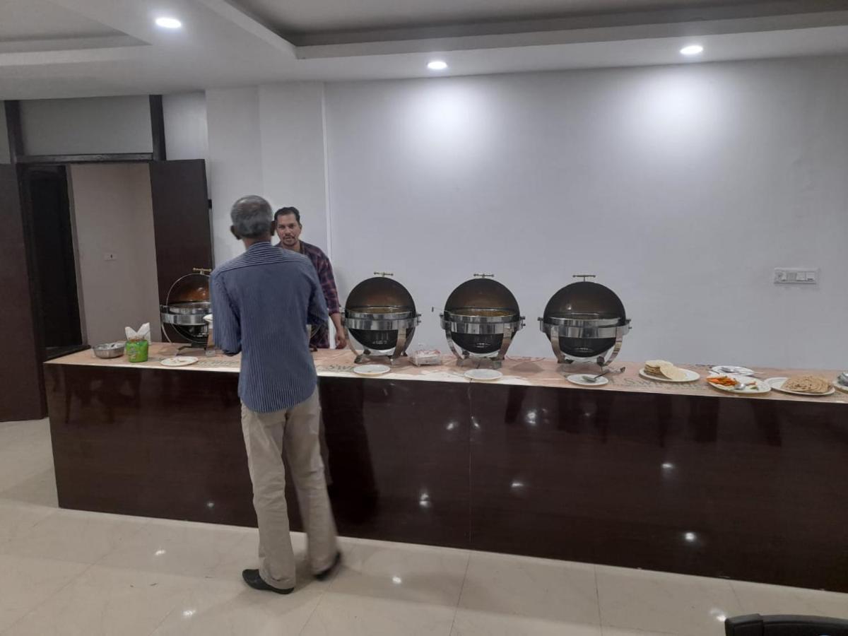 Hotel Zoon Dabb Srinagar Airport Kashmir Экстерьер фото