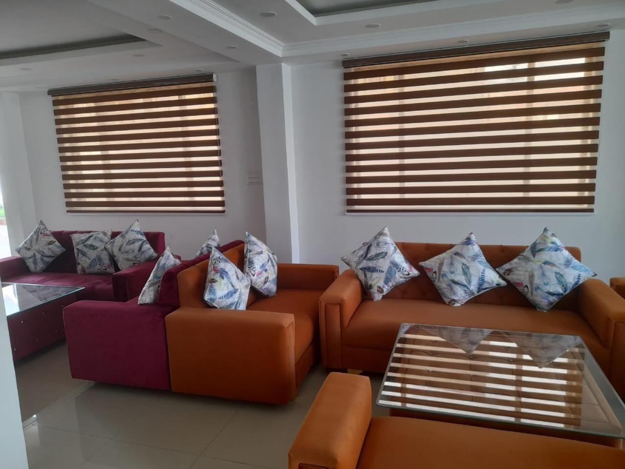 Hotel Zoon Dabb Srinagar Airport Kashmir Экстерьер фото
