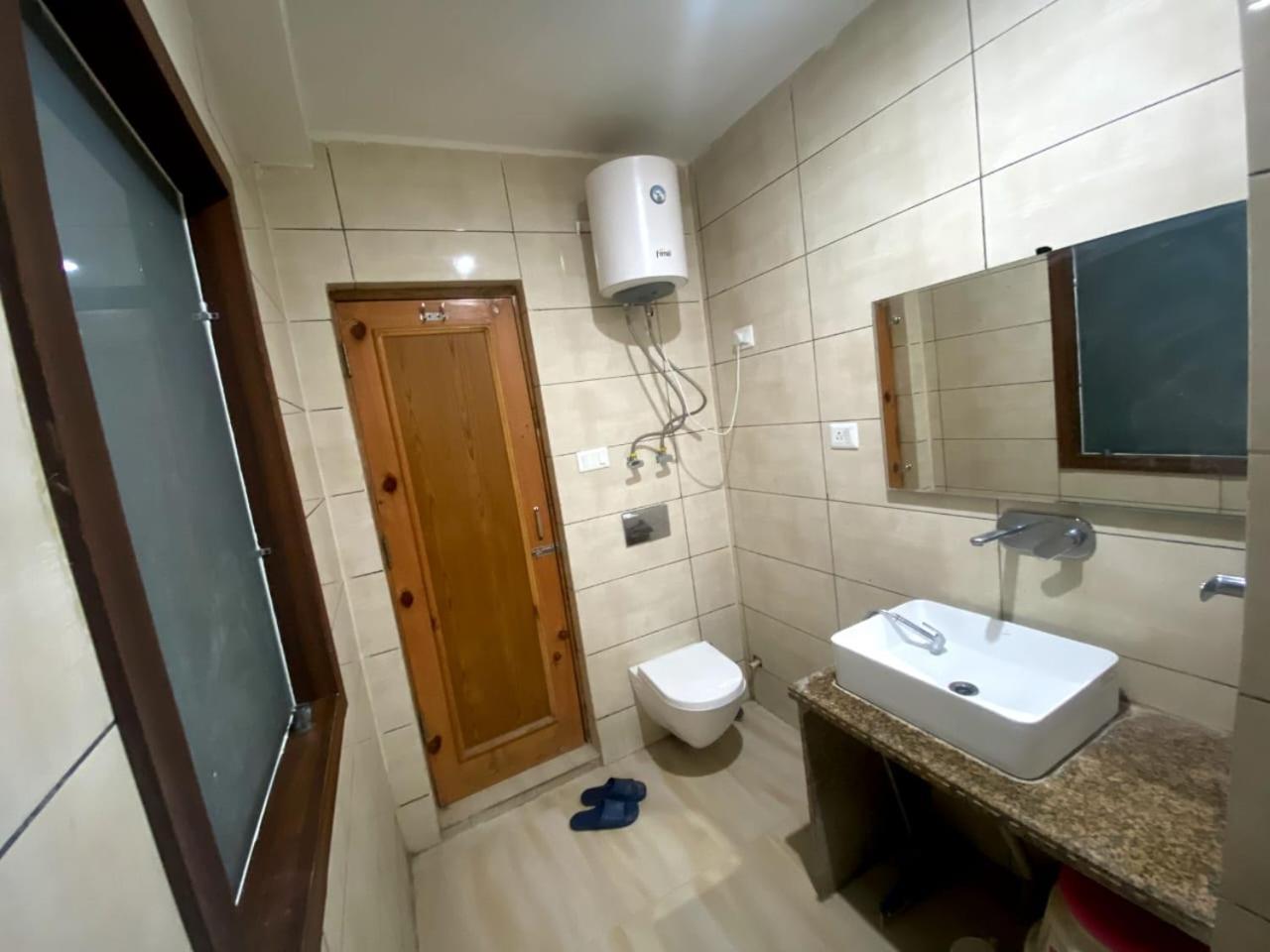 Hotel Zoon Dabb Srinagar Airport Kashmir Экстерьер фото