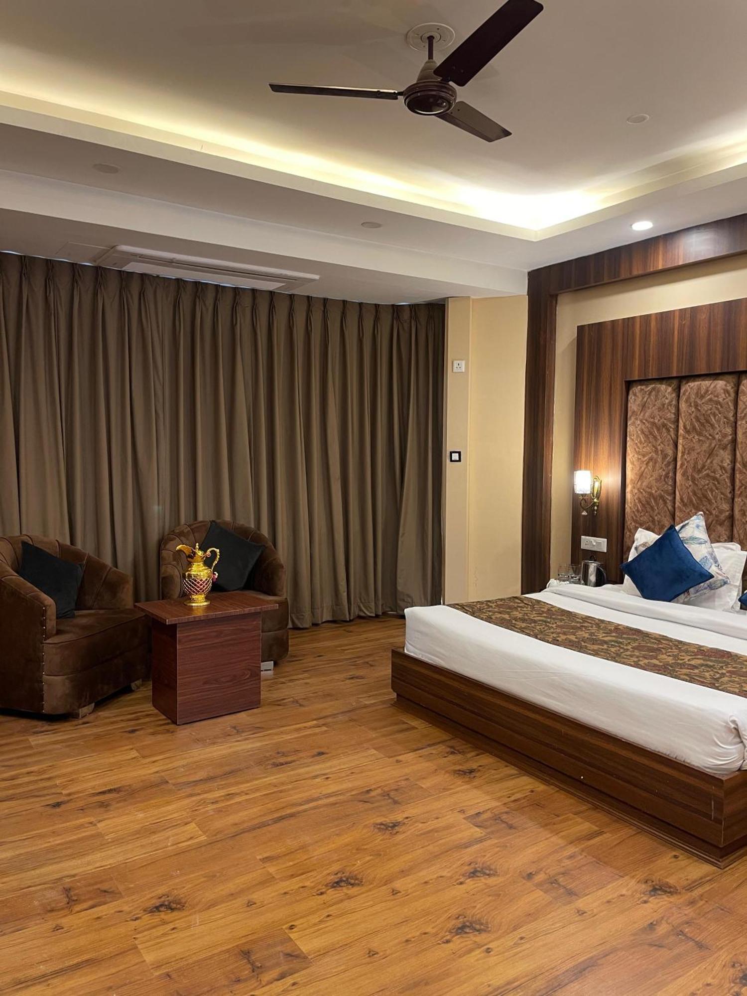 Hotel Zoon Dabb Srinagar Airport Kashmir Экстерьер фото