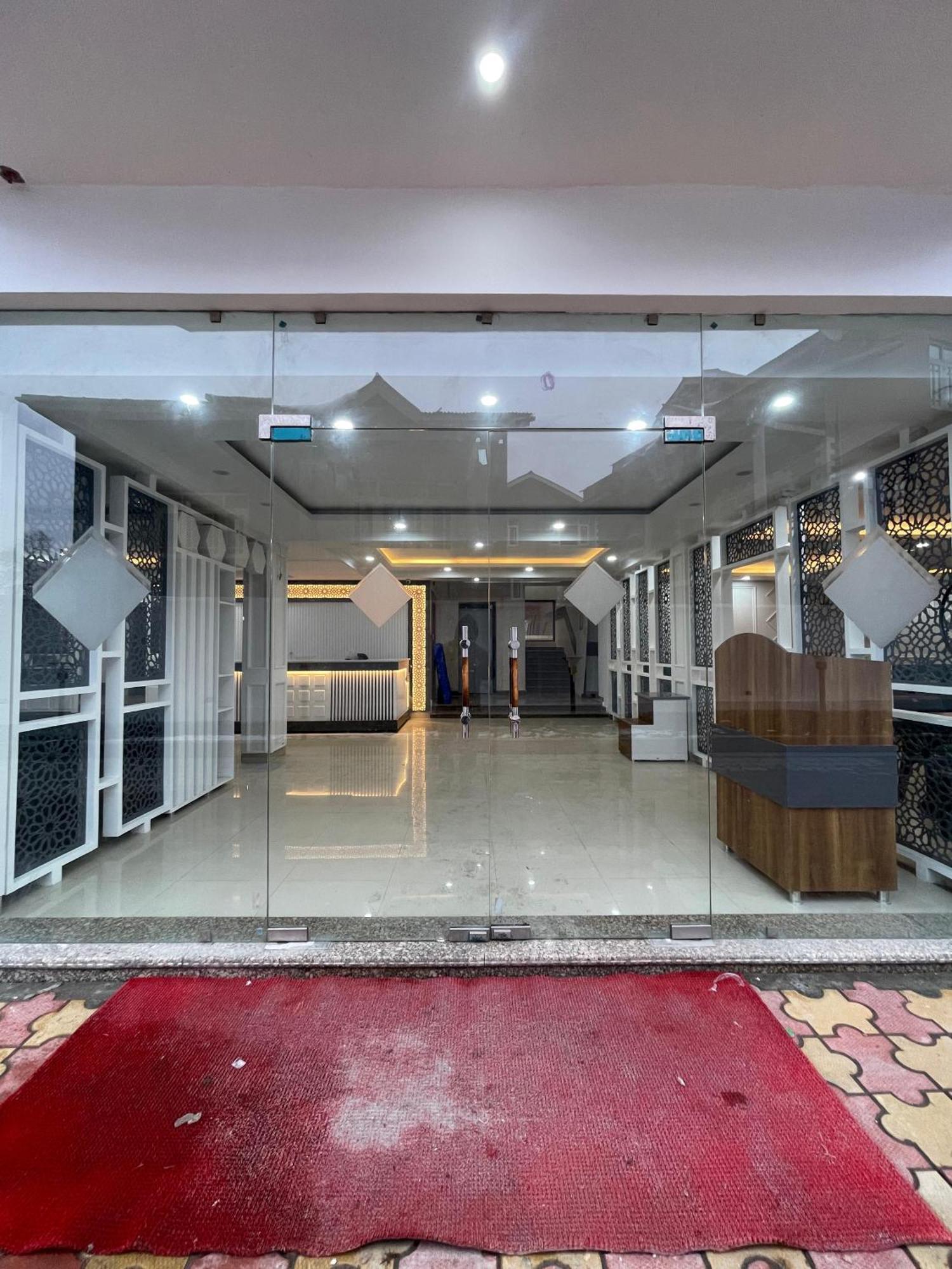 Hotel Zoon Dabb Srinagar Airport Kashmir Экстерьер фото