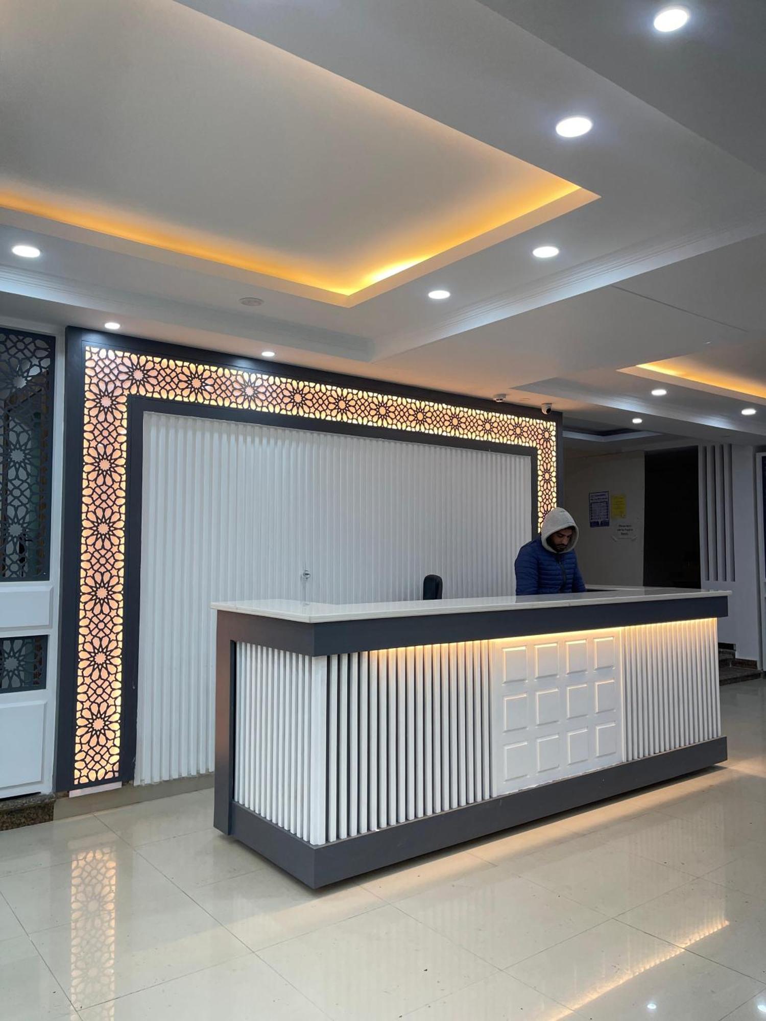 Hotel Zoon Dabb Srinagar Airport Kashmir Экстерьер фото