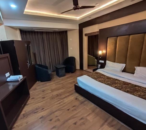 Hotel Zoon Dabb Srinagar Airport Kashmir Экстерьер фото