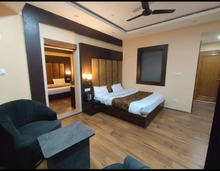Hotel Zoon Dabb Srinagar Airport Kashmir Экстерьер фото