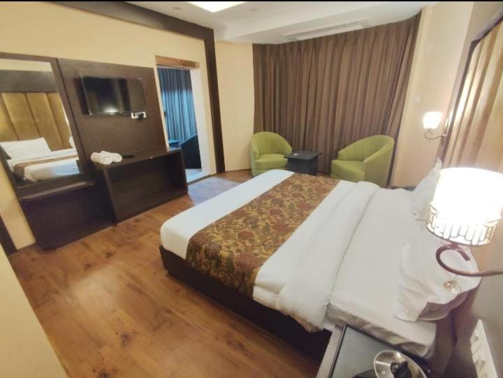 Hotel Zoon Dabb Srinagar Airport Kashmir Экстерьер фото